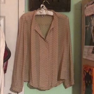 Broadway & broom is 100% silk pink dressy shirt￼